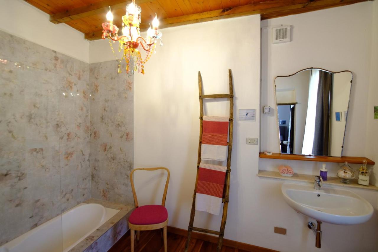La Casa Dei Ciclisti Apartment Ponti sul Mincio Exterior foto